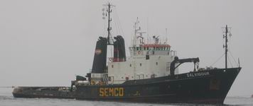 Semco long tow tug