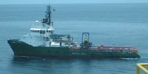 Fieldsupport vessel, helping at anchoring ops on PNA